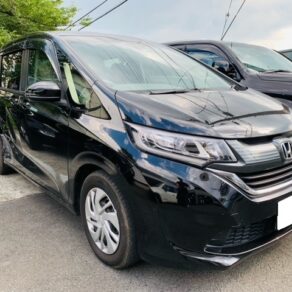 ホンダ　フリード　板金修理　実績報告