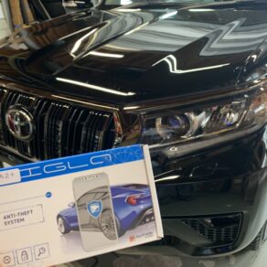 ハリアーハイブリット、レクサスRX450H、レクサスLS、メルセデスG350D、150後期プラドにオーサーアラーム施工！！