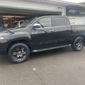 レクサスLX570とハイラックスにオーサーアラーム取付！！