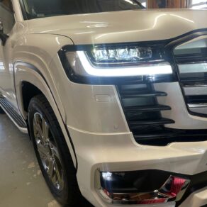 ランドクルーザーZXにセキュリティ施工！！