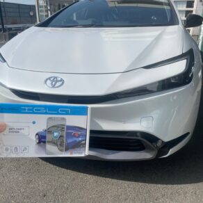 NEWプリウス入庫！！リモートエアコン対応のセキュリティ！！