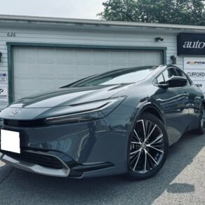 トヨタ　ランドクルーザー300＆新型　プリウス　ボディコーティング♪