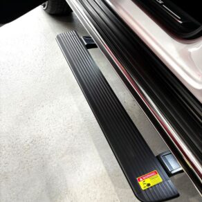 MERCEDES-BENZ メルセデス ベンツ AMG G63 電動サイドステップ